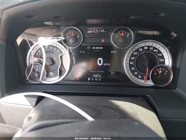 45335461 :رقم المزاد ، 1C6RR7MT8FS635370 vin ، 2015 Ram 1500 Sport مزاد بيع