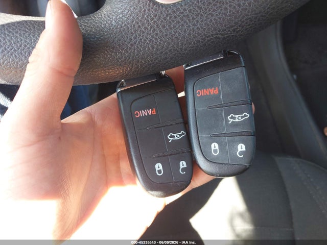 2015 Chrysler 200 Limited მანქანა იყიდება აუქციონზე, vin: 1C3CCCAB5FN753870, აუქციონის ნომერი: 45335540
