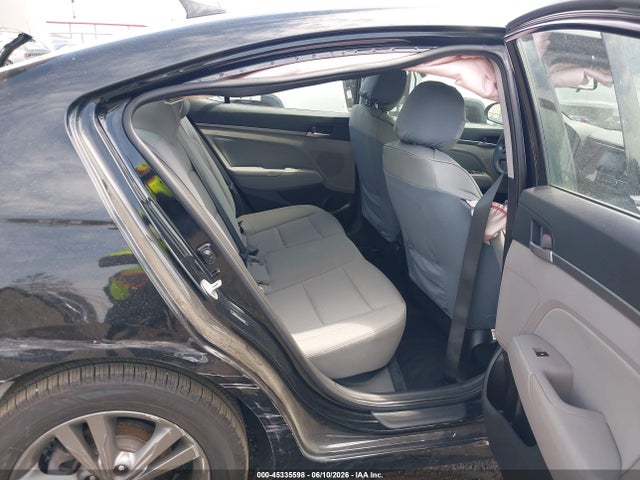 2018 Hyundai Elantra Sel მანქანა იყიდება აუქციონზე, vin: 5NPD84LF8JH226566, აუქციონის ნომერი: 45335598