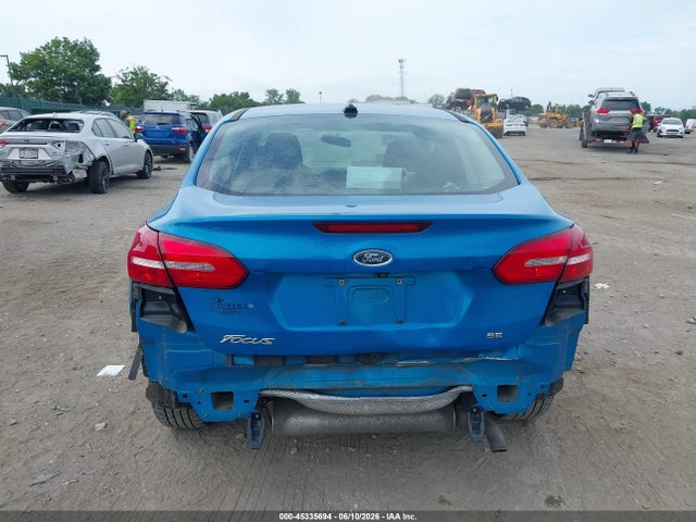 Ford FOCUS SE 2016 1FADP3F27GL370996 Image 16