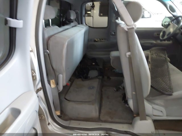 45335704 :رقم المزاد ، 5TBBT4416YS038196 vin ، 2000 Toyota Tundra Sr5 V8 مزاد بيع