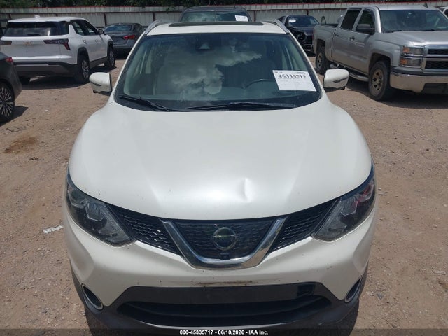 JN1BJ1CP5HW021295 Nissan Rogue Sport Sl