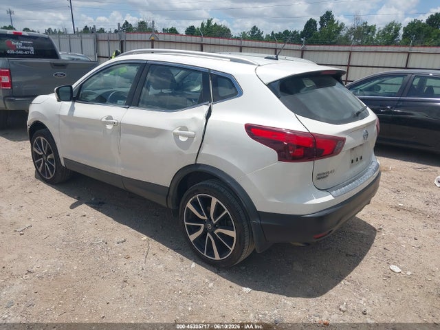 JN1BJ1CP5HW021295 Nissan Rogue Sport Sl