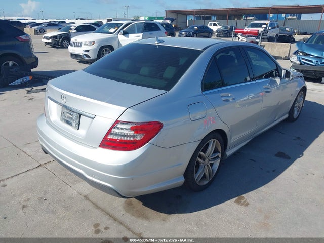 Продаж на аукціоні авто 2012 Mercedes-benz C 250 Sport, vin: WDDGF4HB7CR215505, номер лоту: 45335734