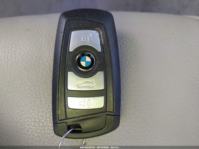45335744 :رقم المزاد ، WBAXH5C5XCDW08047 vin ، 2012 Bmw 528i Xdrive مزاد بيع