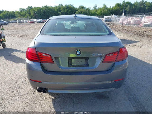 45335744 :رقم المزاد ، WBAXH5C5XCDW08047 vin ، 2012 Bmw 528i Xdrive مزاد بيع