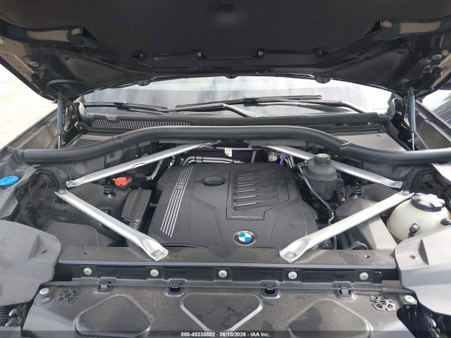 45335802 :رقم المزاد ، 5UXCW2C00N9L52046 vin ، 2022 Bmw X7 Xdrive40i مزاد بيع