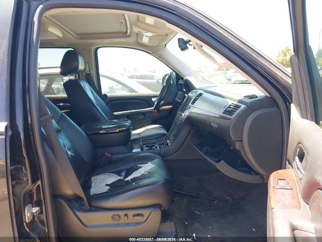 Продаж на аукціоні авто 2010 Cadillac Escalade Premium, vin: 1GYUCCEF8AR253534, номер лоту: 45335857
