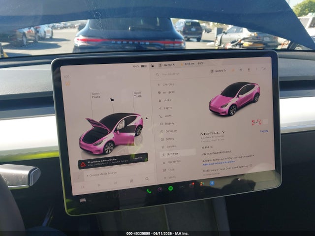 Продаж на аукціоні авто 2024 Tesla Model Y Long Range Dual Motor All-wheel Drive, vin: 7SAYGAEE5RF004782, номер лоту: 45335898
