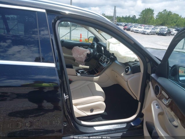 WDC0G4JB0JV048907 Mercedes-Benz GLC 300