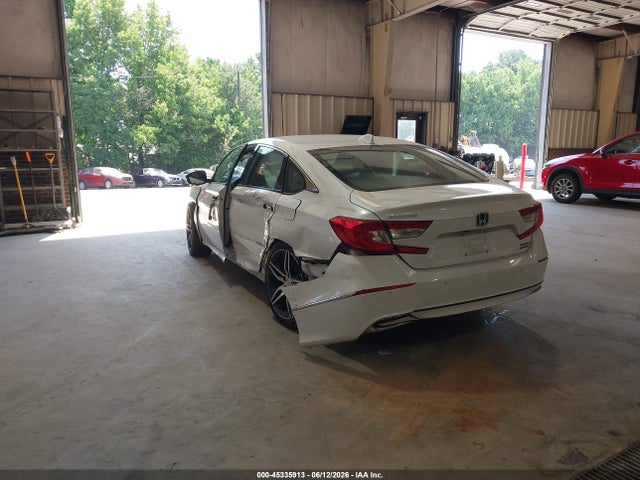 2022 Honda Accord Hybrid Touring მანქანა იყიდება აუქციონზე, vin: 1HGCV3F97NA000215, აუქციონის ნომერი: 45335913