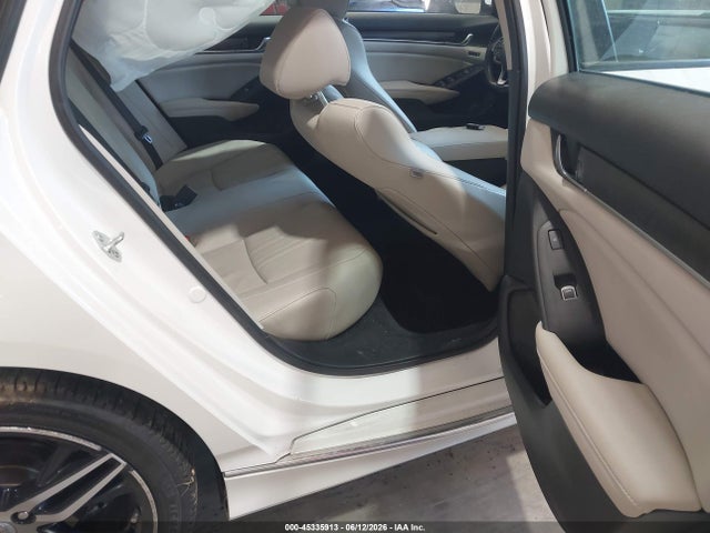 2022 Honda Accord Hybrid Touring მანქანა იყიდება აუქციონზე, vin: 1HGCV3F97NA000215, აუქციონის ნომერი: 45335913