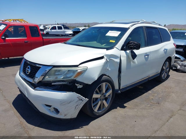 Продажа на аукционе авто 2015 Nissan Pathfinder Platinum, vin: 5N1AR2MN5FC633026, номер лота: 45335919