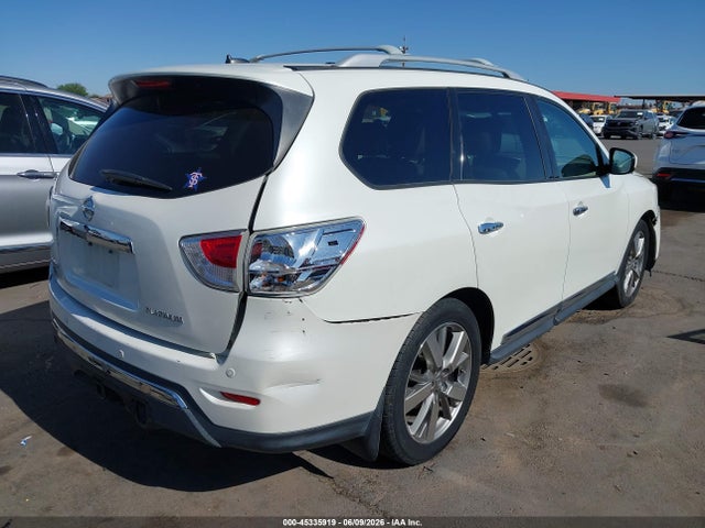 Продажа на аукционе авто 2015 Nissan Pathfinder Platinum, vin: 5N1AR2MN5FC633026, номер лота: 45335919