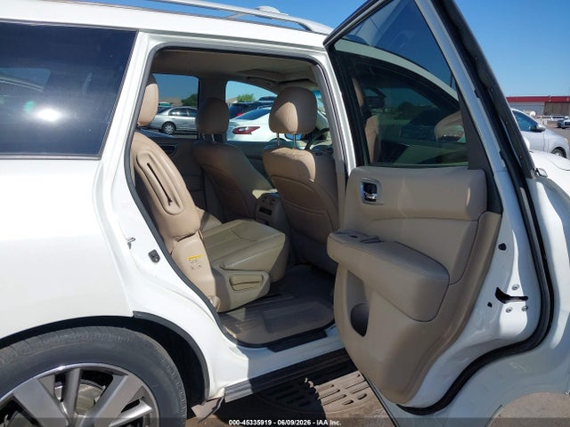 Продажа на аукционе авто 2015 Nissan Pathfinder Platinum, vin: 5N1AR2MN5FC633026, номер лота: 45335919