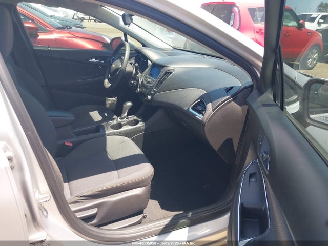 1G1BC5SMXK7148883 Chevrolet CRUZE LS