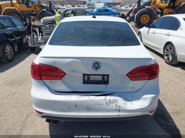 3VW5T7AJ2EM283922 Volkswagen Jetta Gli Edition 30