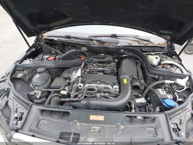 45336024 :رقم المزاد ، WDDGF4HB4DA831310 vin ، 2013 Mercedes-benz C 250 Luxury مزاد بيع