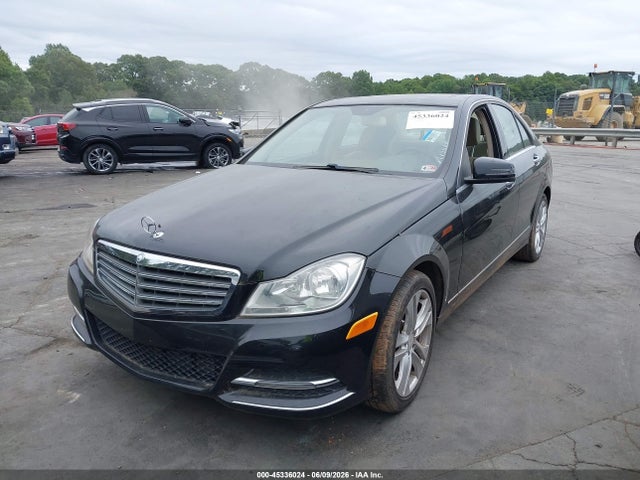 45336024 :رقم المزاد ، WDDGF4HB4DA831310 vin ، 2013 Mercedes-benz C 250 Luxury مزاد بيع