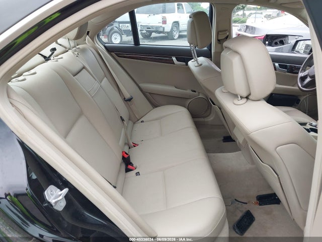 45336024 :رقم المزاد ، WDDGF4HB4DA831310 vin ، 2013 Mercedes-benz C 250 Luxury مزاد بيع