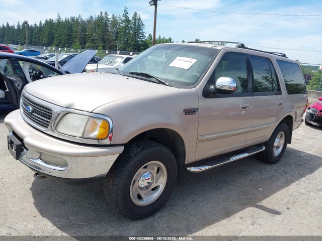 Продажа на аукционе авто 1997 Ford Expedition Eddie Bauer/xlt, vin: 1FMEU18WXVLA66548, номер лота: 45336066