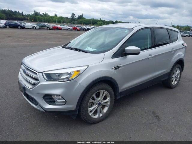 2017 Ford Escape Se მანქანა იყიდება აუქციონზე, vin: 1FMCU9G96HUC35996, აუქციონის ნომერი: 45336077