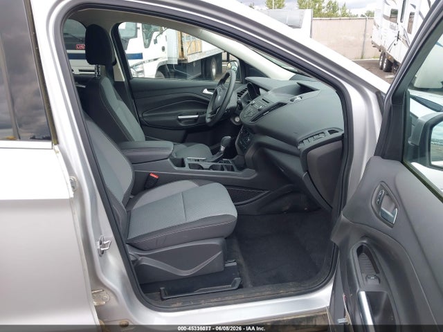 2017 Ford Escape Se მანქანა იყიდება აუქციონზე, vin: 1FMCU9G96HUC35996, აუქციონის ნომერი: 45336077