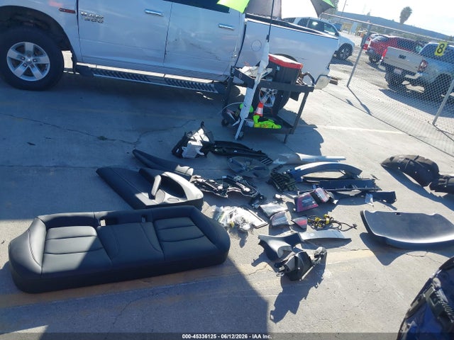 45336125 :رقم المزاد ، 5YJ3E1EB3NF366381 vin ، 2022 Tesla Model 3 Long Range Dual Motor All-wheel Drive مزاد بيع