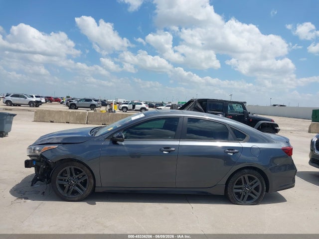 2021 Kia Forte Gt-line მანქანა იყიდება აუქციონზე, vin: 3KPF34AD5ME285513, აუქციონის ნომერი: 45336206