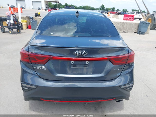2021 Kia Forte Gt-line მანქანა იყიდება აუქციონზე, vin: 3KPF34AD5ME285513, აუქციონის ნომერი: 45336206