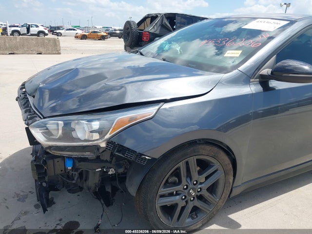 2021 Kia Forte Gt-line მანქანა იყიდება აუქციონზე, vin: 3KPF34AD5ME285513, აუქციონის ნომერი: 45336206