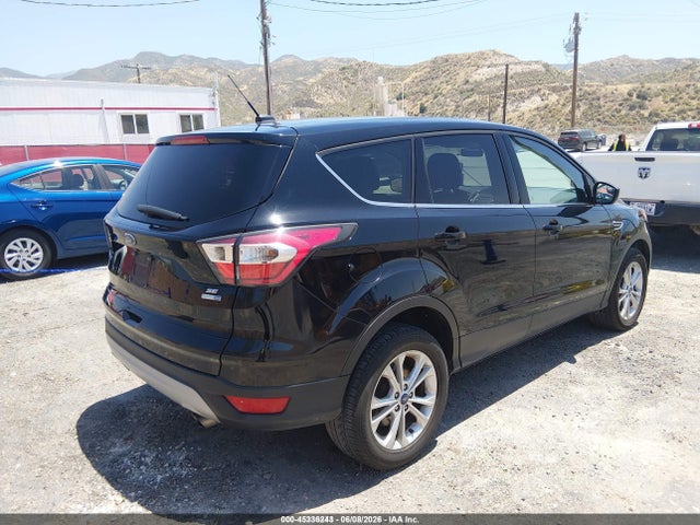Ford ESCAPE SE 2017 1FMCU9GD6HUA41277 Image 4