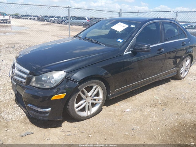 Aukcja sprzedaży 2013 Mercedes-benz C 250 Sport, vin: WDDGF4HB4DA742420, numer aukcji: 45336289