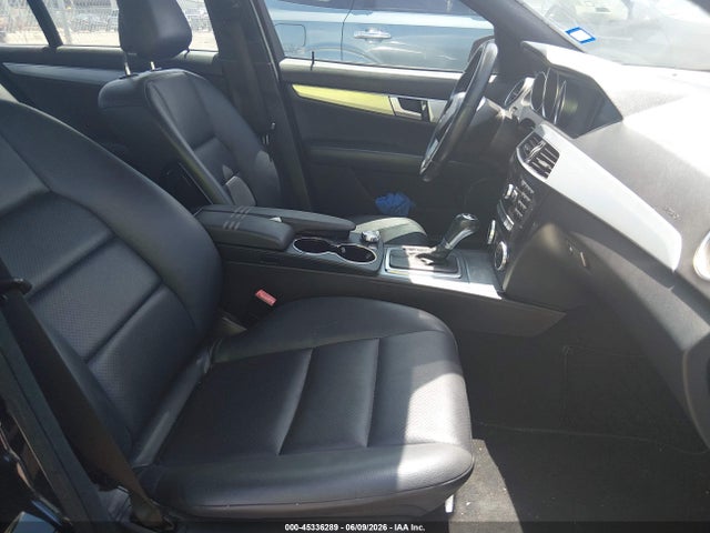 Aukcja sprzedaży 2013 Mercedes-benz C 250 Sport, vin: WDDGF4HB4DA742420, numer aukcji: 45336289