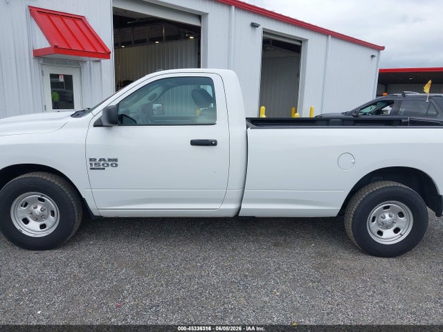 45336316 :رقم المزاد ، 3C6JR6DG1KG583222 vin ، 2019 Ram 1500 Classic Tradesman  4x2 8' Box مزاد بيع