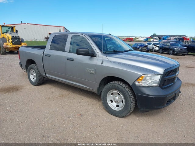 RAM 1500 Classic Tradesman 4x4 5'7 Box 2019 3C6RR7KG3KG564201 головне зображення