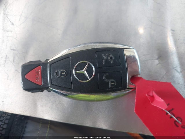 55SWF4JB3GU171206 Mercedes-Benz C 300 Luxury