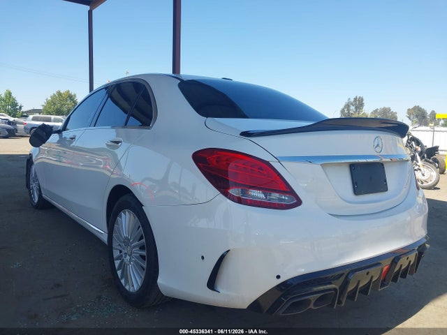 55SWF4JB3GU171206 Mercedes-Benz C 300 Luxury