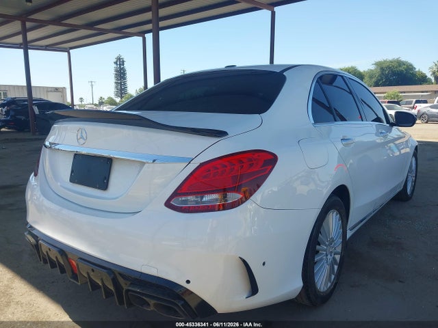 55SWF4JB3GU171206 Mercedes-Benz C 300 Luxury