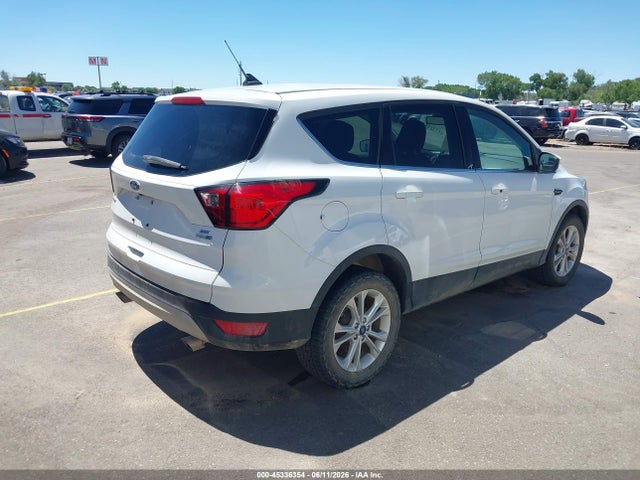 Ford ESCAPE SE 2019 1FMCU9GD8KUB88997 Image 4