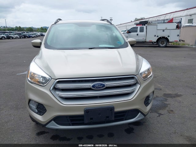 45336416 :رقم المزاد ، 1FMCU9GD8JUD08523 vin ، 2018 Ford Escape Se مزاد بيع