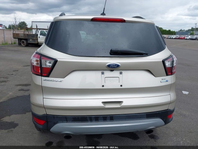 45336416 :رقم المزاد ، 1FMCU9GD8JUD08523 vin ، 2018 Ford Escape Se مزاد بيع