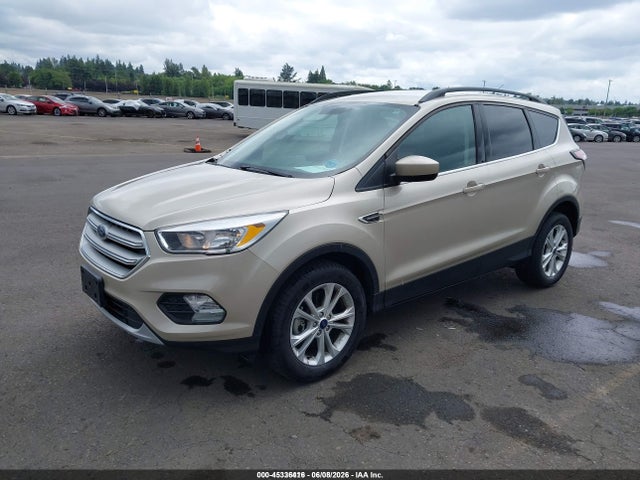 45336416 :رقم المزاد ، 1FMCU9GD8JUD08523 vin ، 2018 Ford Escape Se مزاد بيع