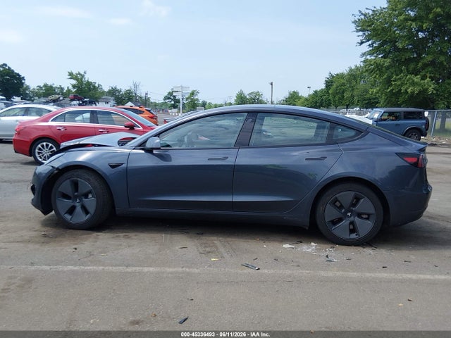 Tesla Model 3 Rear-wheel Drive 2023 5YJ3E1EAXPF676814 Image 12