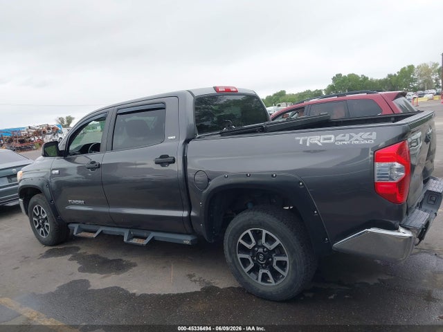 5TFDW5F1XHX675323 Toyota Tundra Sr5 5.7l V8