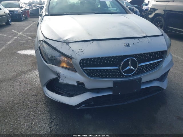 45336535 :رقم المزاد ، WDDSJ4GB6JN640941 vin ، 2018 Mercedes-benz Cla 250 4matic مزاد بيع