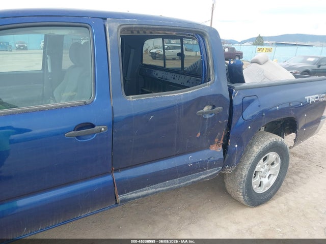 2015 Toyota Tacoma Base V6 მანქანა იყიდება აუქციონზე, vin: 3TMLU4EN9FM178606, აუქციონის ნომერი: 45336559