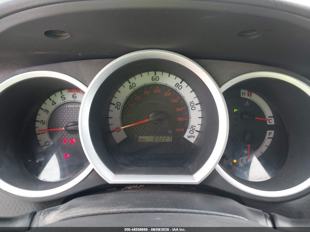 2015 Toyota Tacoma Base V6 მანქანა იყიდება აუქციონზე, vin: 3TMLU4EN9FM178606, აუქციონის ნომერი: 45336559