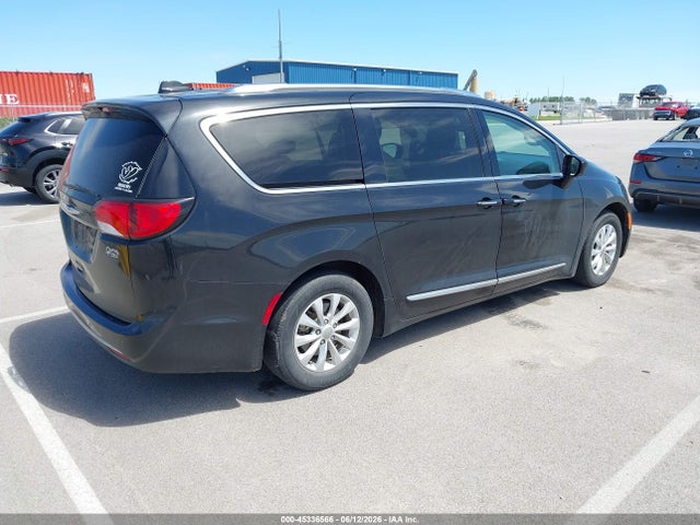 Aukcja sprzedaży 2018 Chrysler Pacifica Touring L, vin: 2C4RC1BG8JR235932, numer aukcji: 45336566