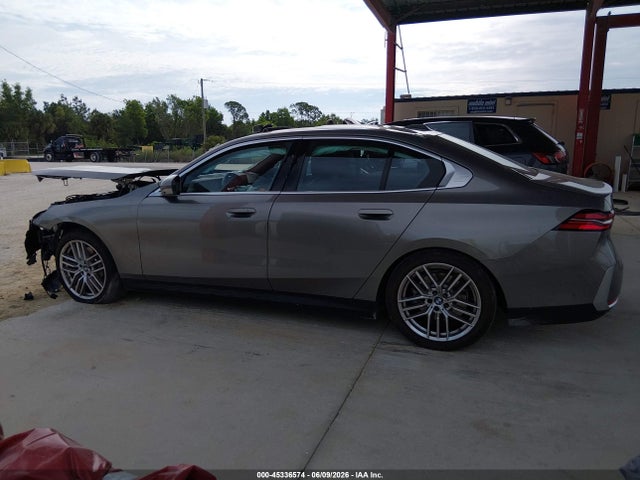 Продажа на аукционе авто 2025 Bmw 530i, vin: WBA43FJ07SCT67065, номер лота: 45336574